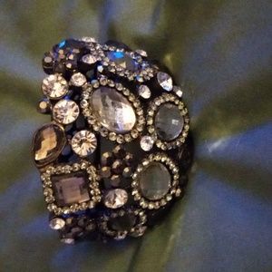 Bracelet w crystals